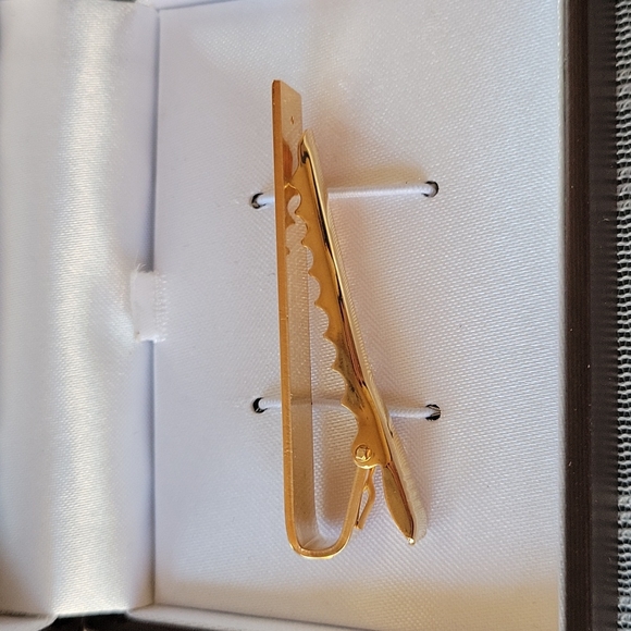 Kelly Waters Tie Bar - Picture 6 of 7